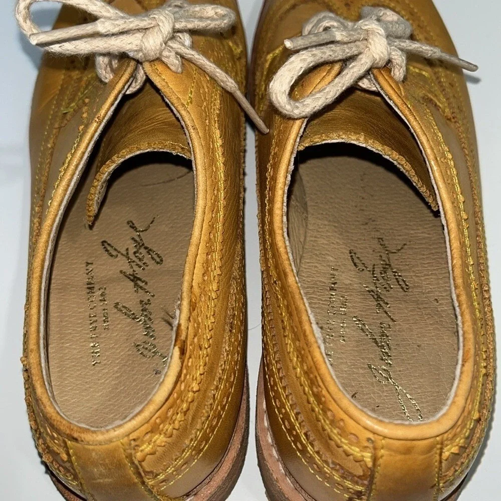 Frye Leather Oxford Wingtip Shoes Men's Sz 8 Tan Dress Classic Perforated Laces‎